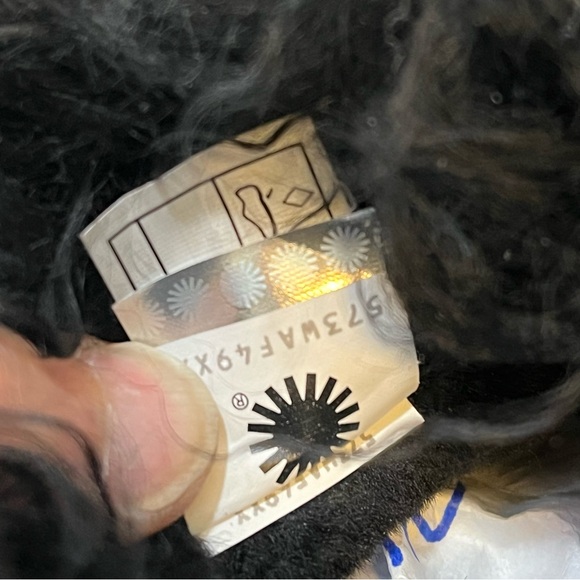 *UGG | Classic Short Curly Sheepskin Cuff Mongolian Black Suede Boots Size 6 - Picture 14 of 15